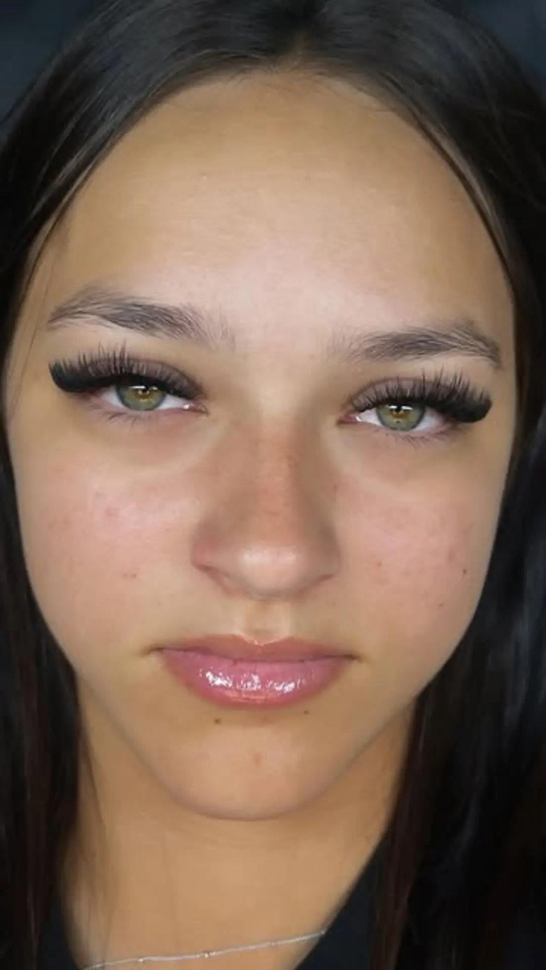 Hybrid lash set by Lashes By Elma